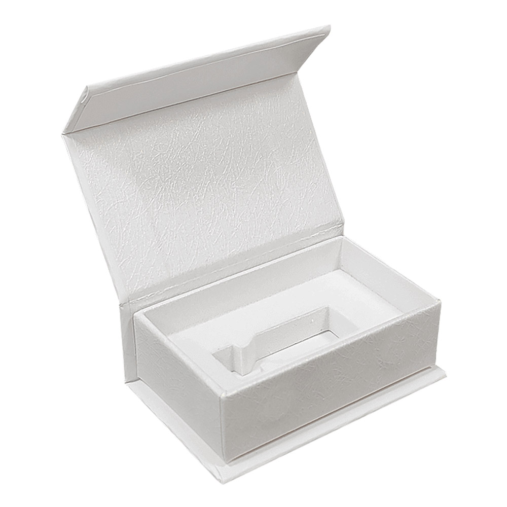 Bespoke Perfume White Magnetic Closure Boxes Sets with EVA 2 Bespoke Perfume White Magnetic Closure Boxes Sets with EVA