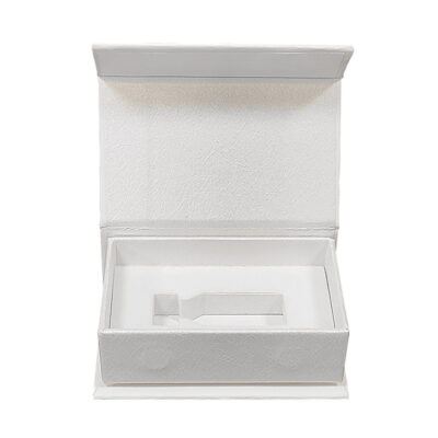 Bespoke Perfume White Magnetic Closure Boxes Sets with EVA Bespoke Perfume White Magnetic Closure Boxes Sets with EVA
