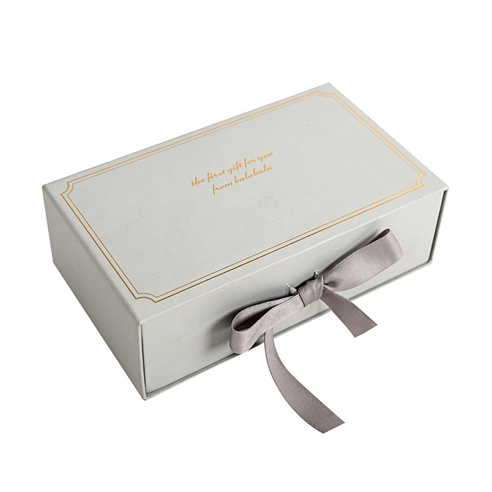 Dolce Gabbana papperslåda parfymaskar återförsäljare med band 3 Dolce Gabbana Paper Drawer Perfume Boxes Dealers with Ribbon