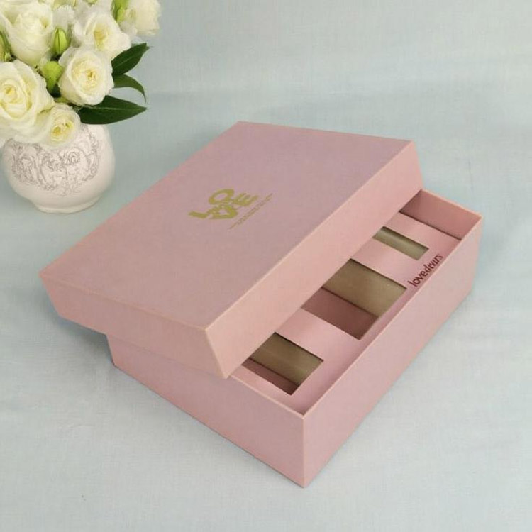 Perfume Boxes Manufacturing for Wholesalers: Insights and Strategies 2 Perfume Boxes Manufacturing for Wholesalers