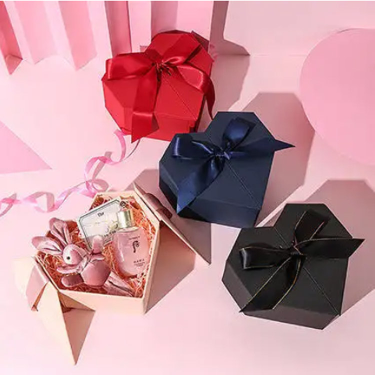 Wholesale Perfume Heart Shaped Gift Boxes Supplier for Bulk Orders 4 Perfume Heart Shaped Gift Boxes Supplier