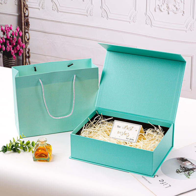 Large Quantity Magnetic Closure Perfume Boxes Fragrance 4 Large Quantity Magnetic Closure Perfume Boxes Fragrance