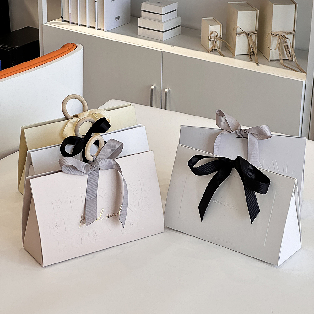 Luxury Flat Pack Gift Perfume Boxes Wholesale