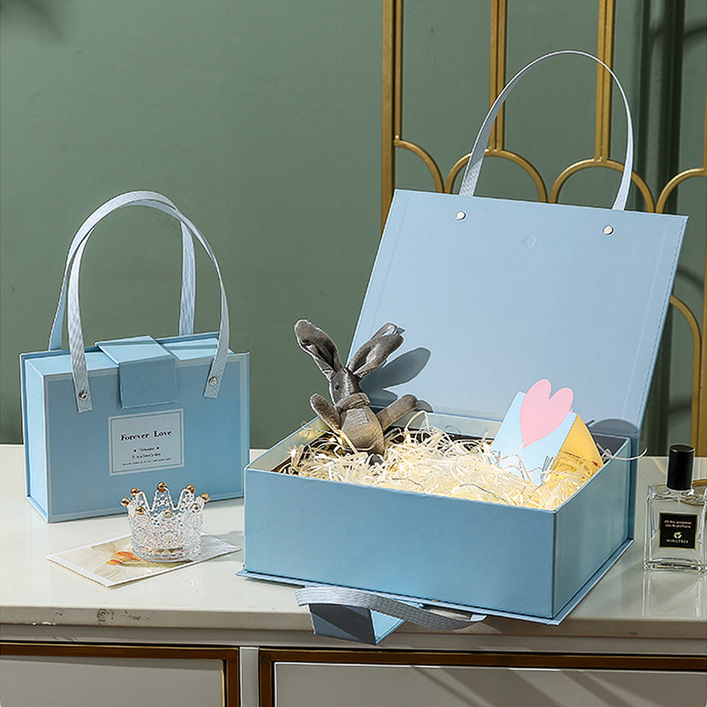 Luxury Magnetic Closure Perfume Boxes Private Label