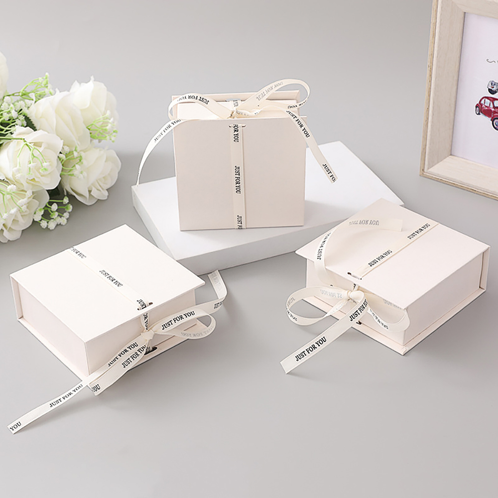 Magnetic Closure Fragrant Perfume Boxes Factory Direct