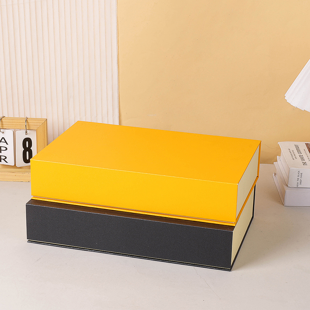 Magnetic Closure Gift Boxes for Perfume Scent Cosmetics OEM