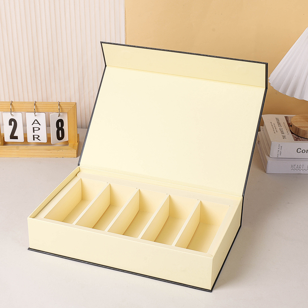 Magnetic Closure Gift Boxes for Perfume Scent Cosmetics OEM