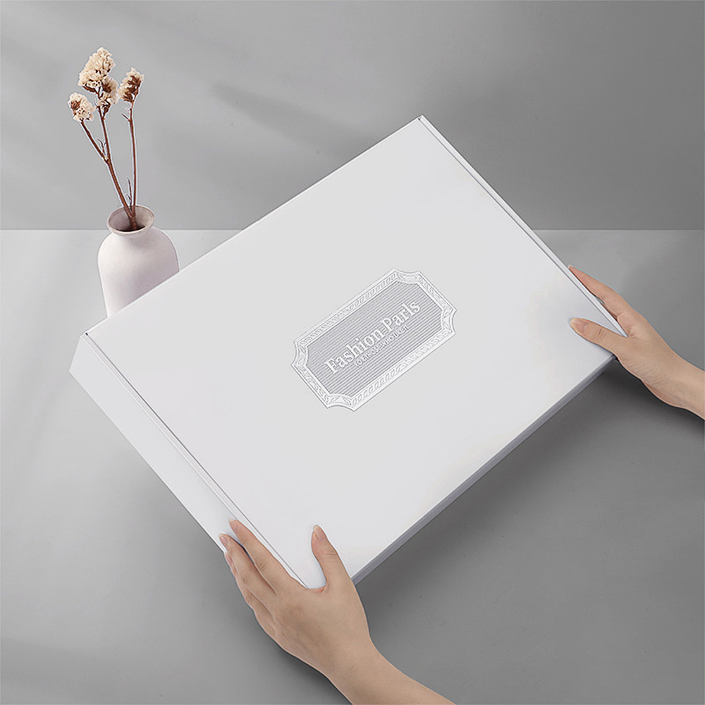 Recyclable Magnetic Closure Gift Perfume Boxes Supplier