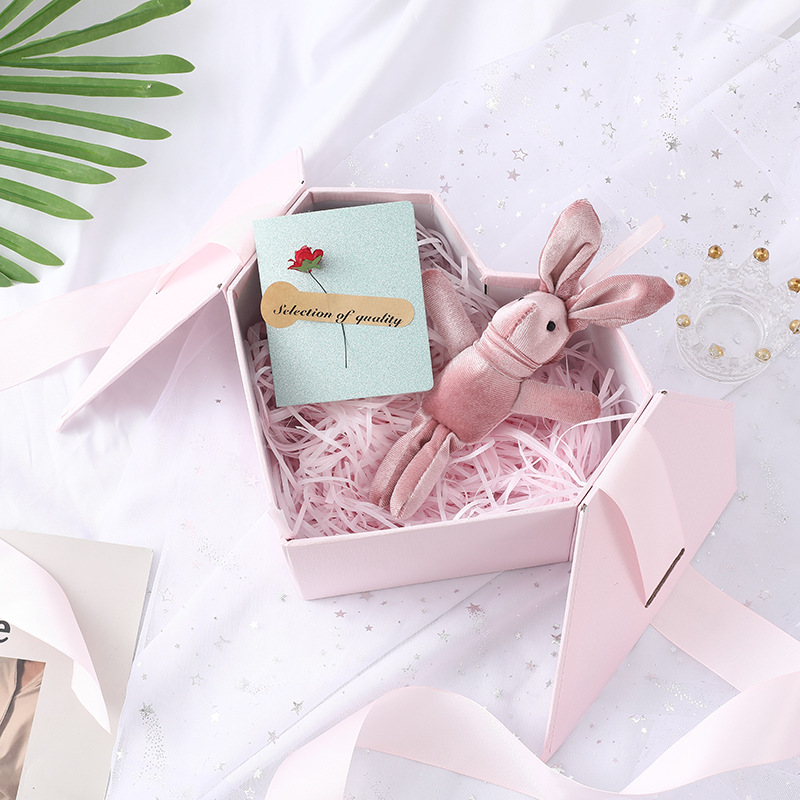 Heart-Shaped Perfume Boxes A Romantic Touch for Fragrance Packaging