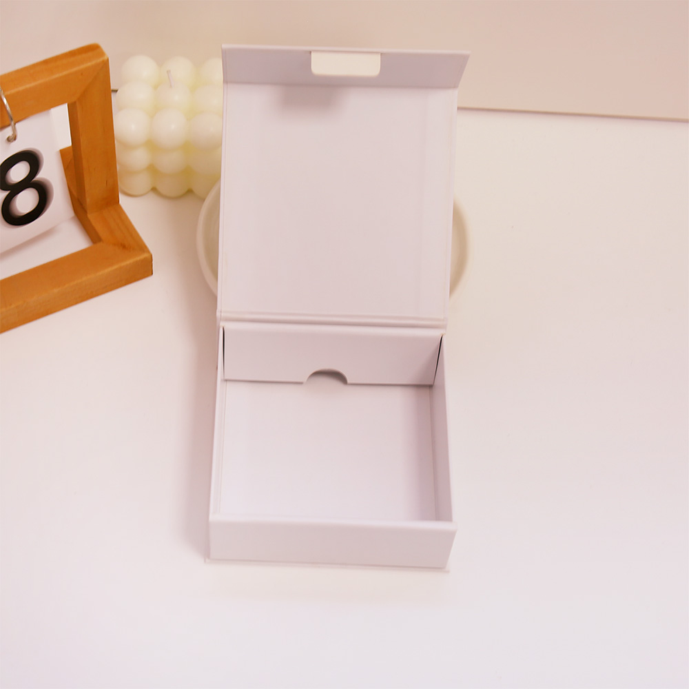 Luxury Packaging Trends in the Perfume Industry in 2026 3 Luxury Packaging Trends in the Perfume Industry in 2026